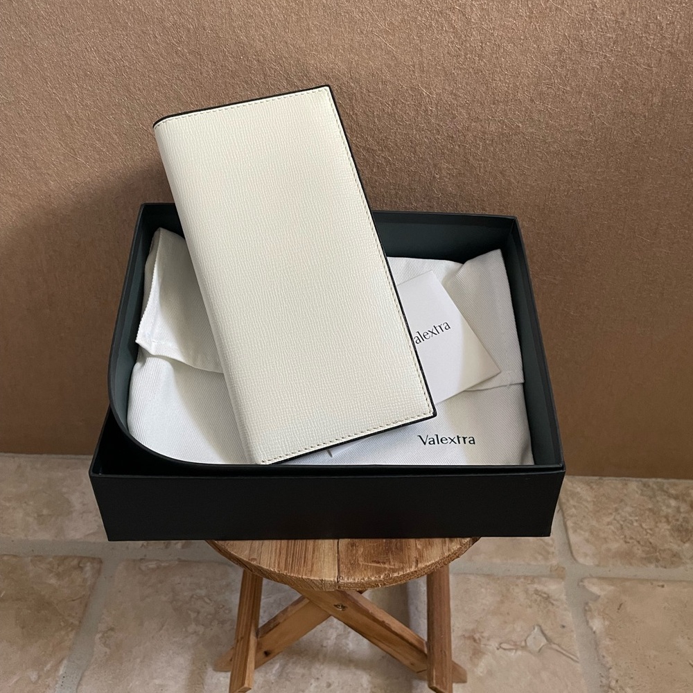 Authentic Valextra White Leather Wallet NWOT
